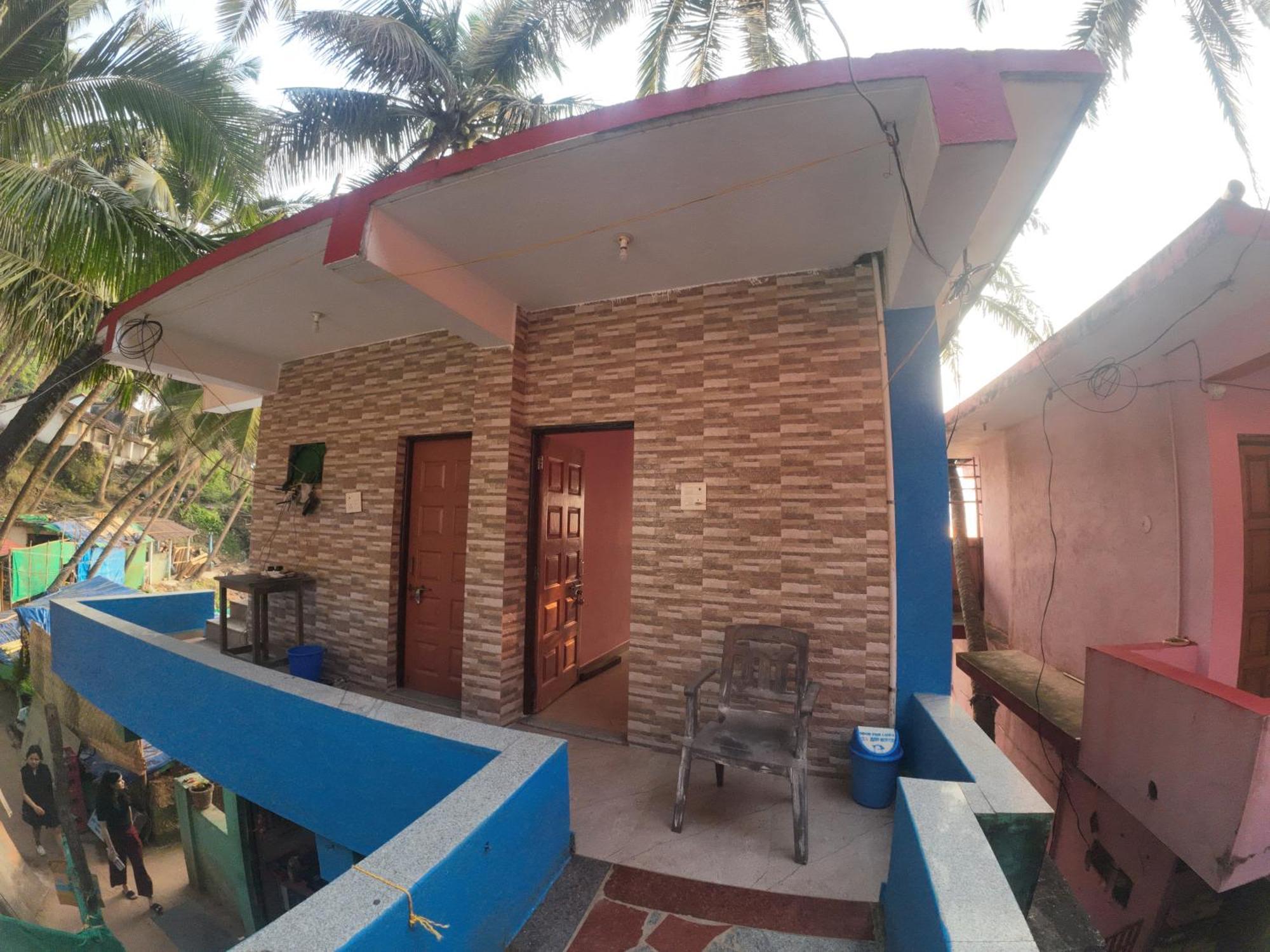 Om Ganesh Guest House Cliffside Арамбол Екстер'єр фото