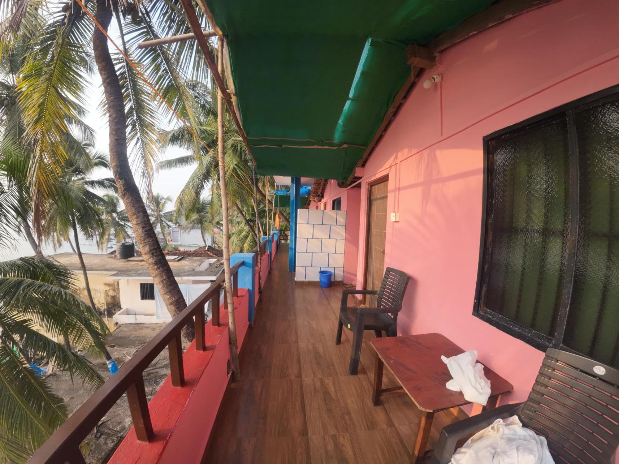 Om Ganesh Guest House Cliffside Арамбол Екстер'єр фото
