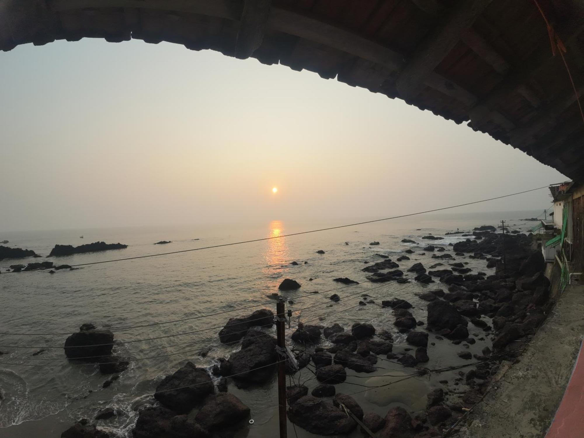 Om Ganesh Guest House Cliffside Арамбол Екстер'єр фото