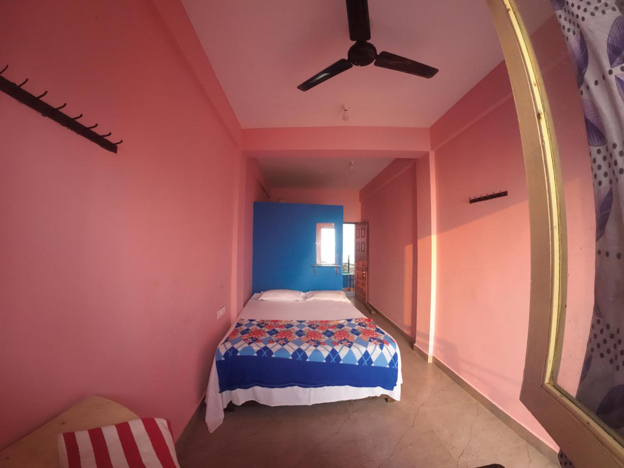 Om Ganesh Guest House Cliffside Арамбол Екстер'єр фото