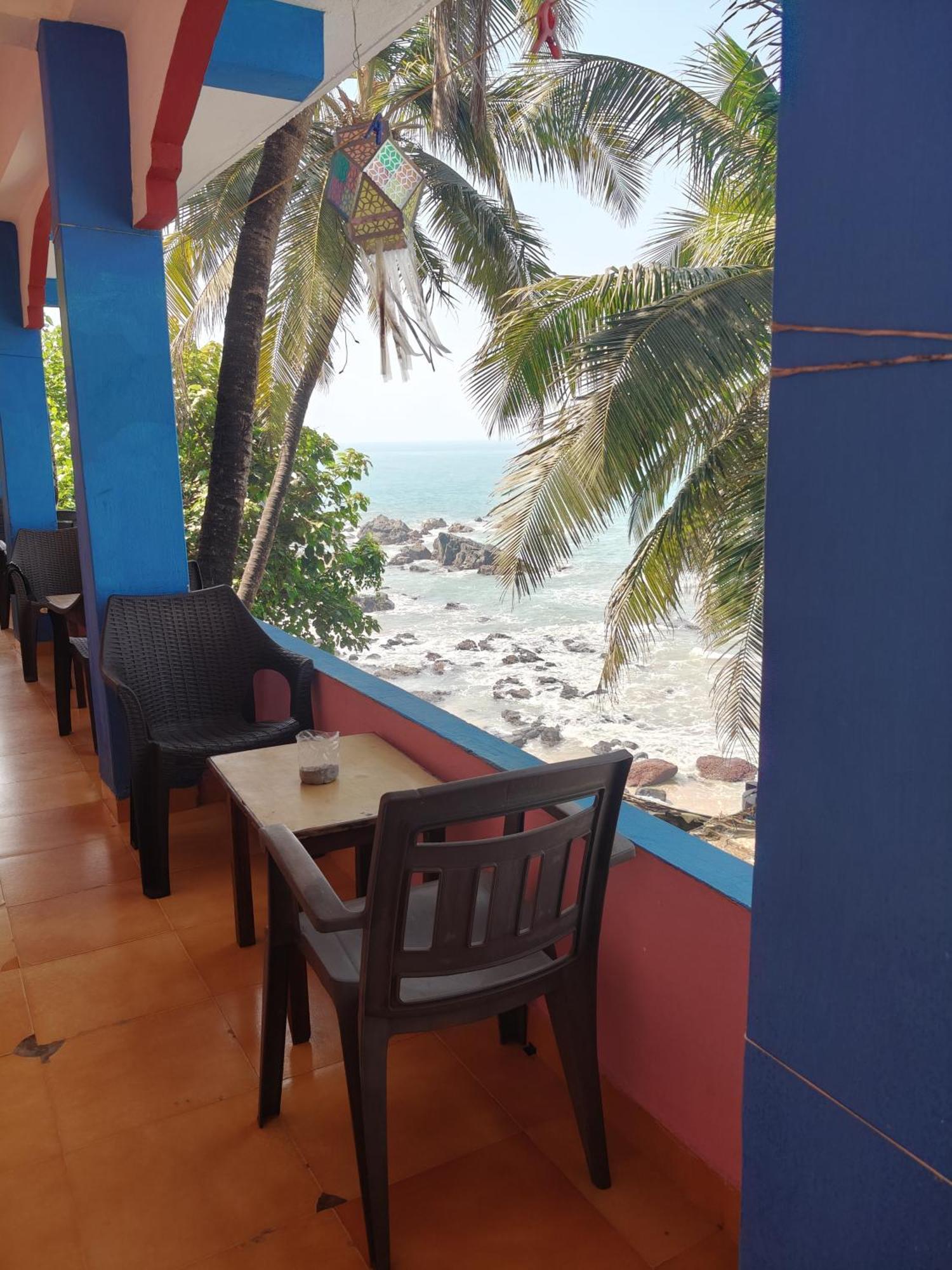 Om Ganesh Guest House Cliffside Арамбол Номер фото